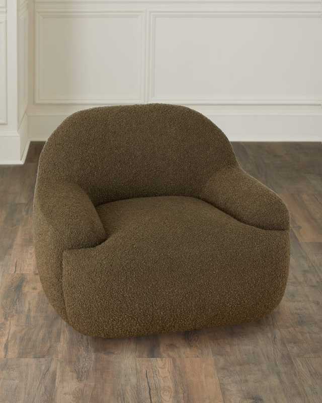 Botero Swivel Chair