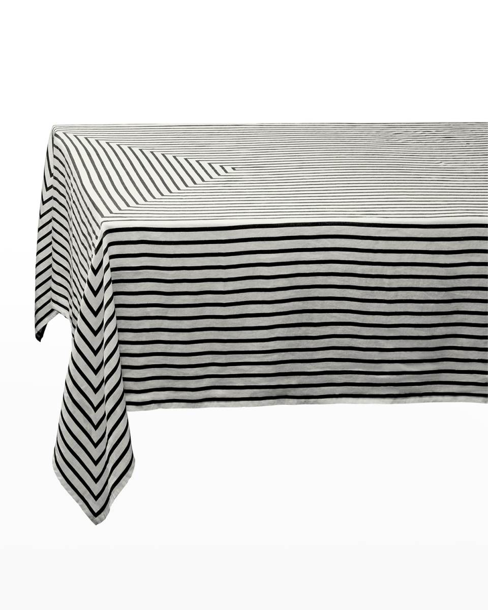 Concorde Sateen Tablecloth, Medium, 70" x 90"
