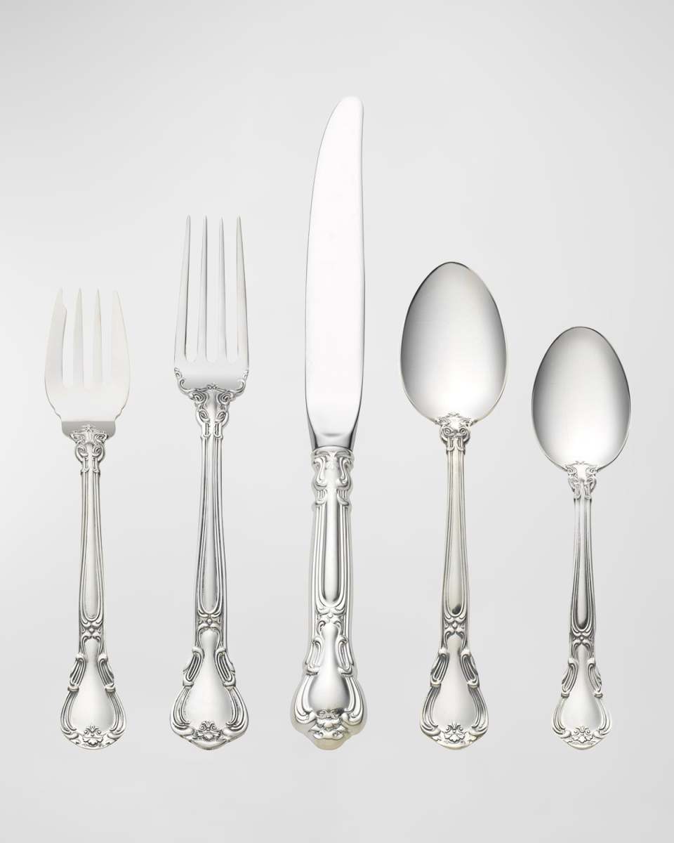 Chantilly 5-Piece Dinner Flatware Setting with Place Spoon
