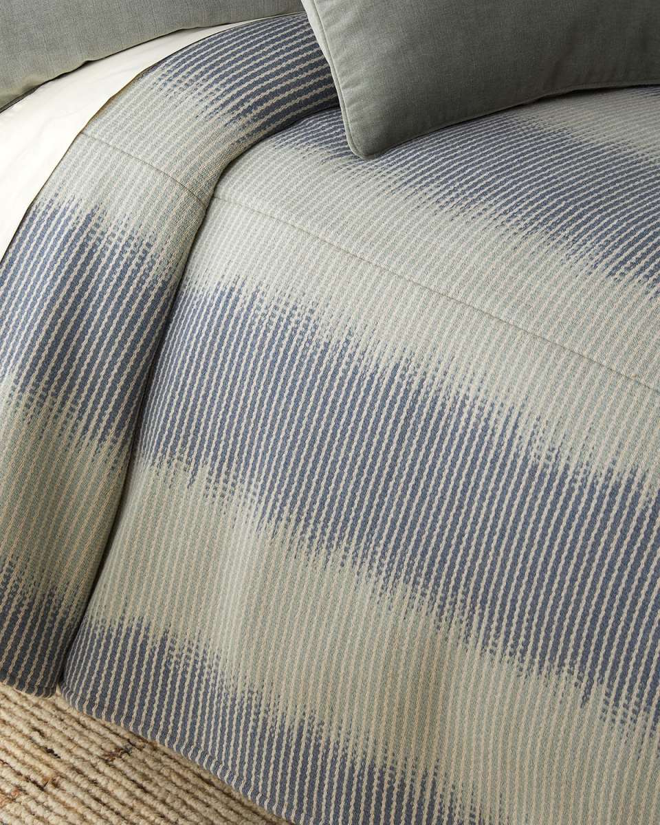 Low Country Birds Watercolor Coverlet, KING