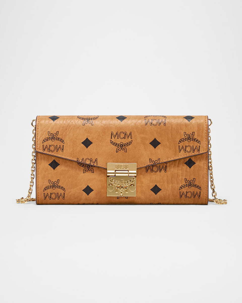 Patricia Visetos Two-Fold Wallet-on-Chain