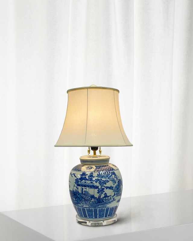 Chinoiserie Ceramic Jar Lamp