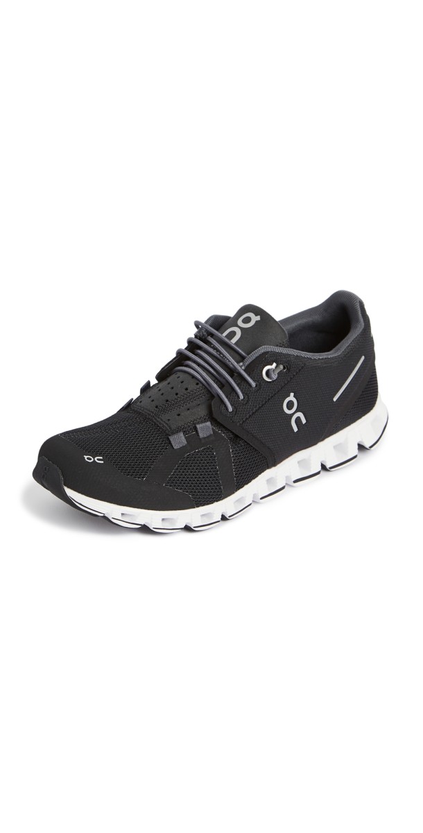 On Cloud Sneakers Black/White