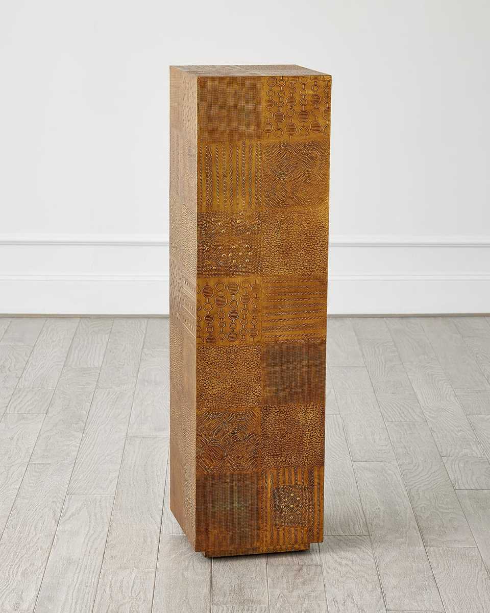 Navigator Pedestal