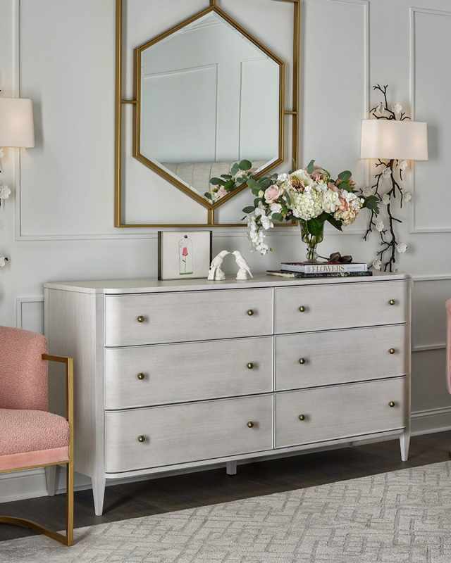 Chelsea Dresser