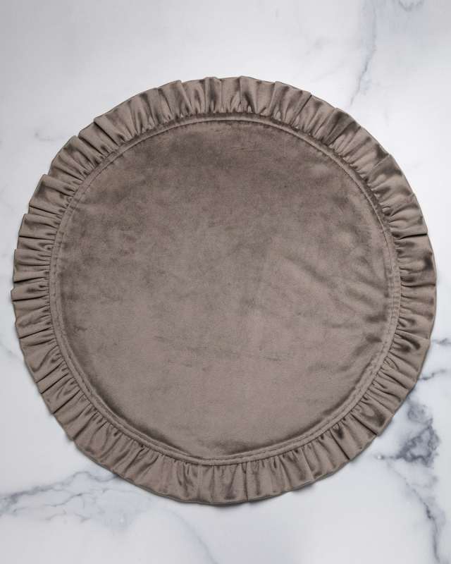Round Ruffle Velvet Placemats, Set of 4