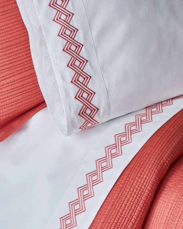Amalfi Queen Embroidered Sheet Set