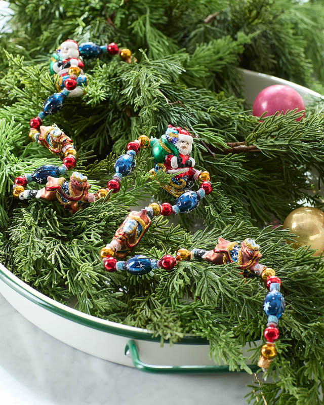 36" Sleigh Ride Santa Garland