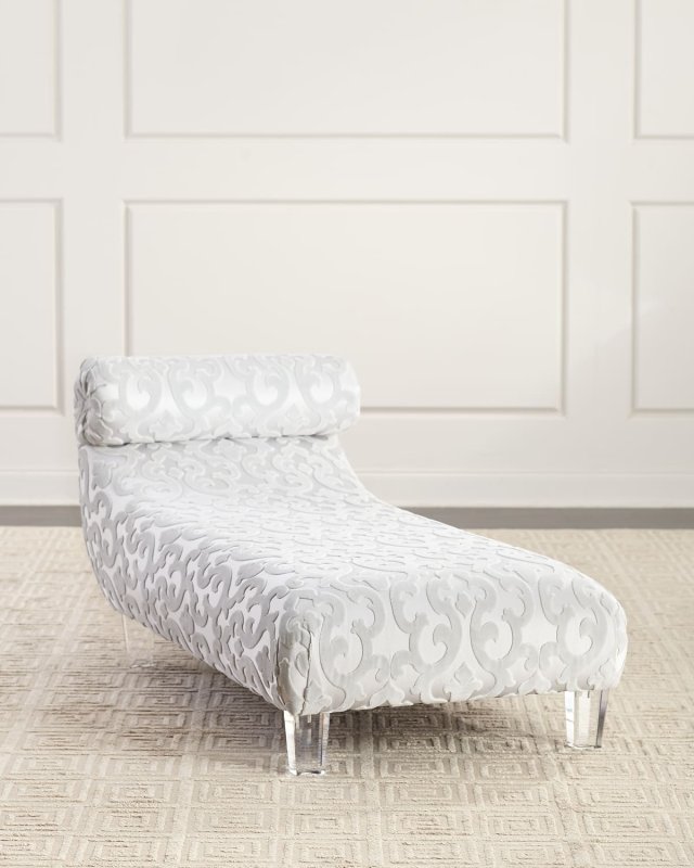 Alix Chaise