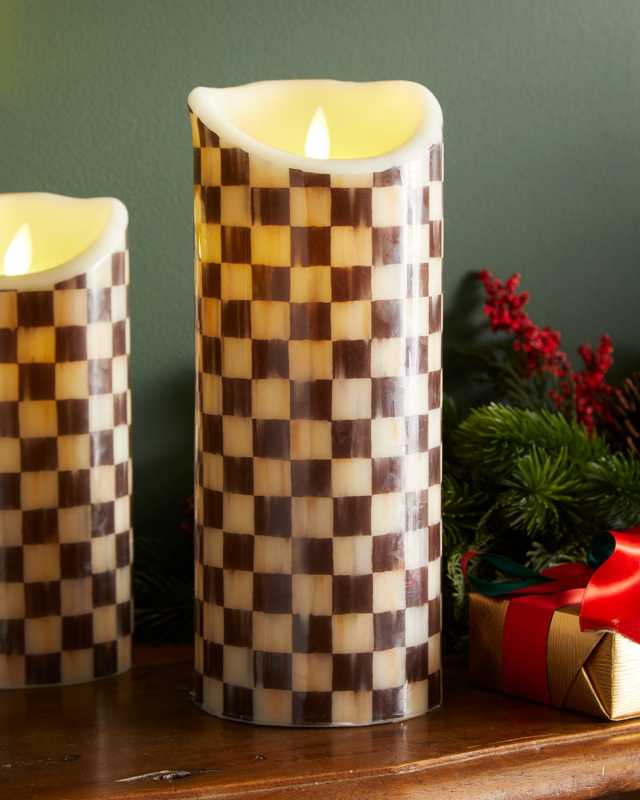 10" Courtly Check Flicker Pillar