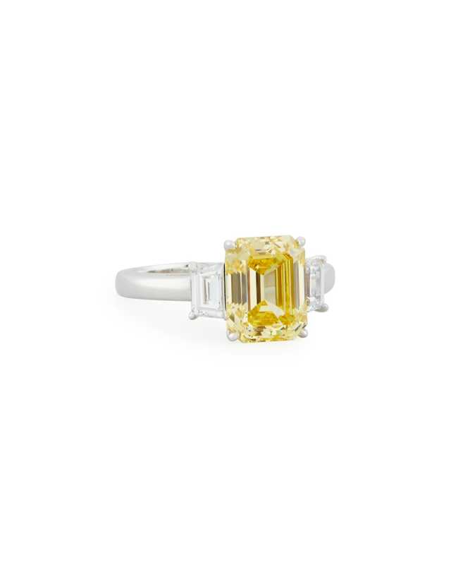 14k White Gold 3.5ct Emerald Cut Ring with Trapazoid Sides