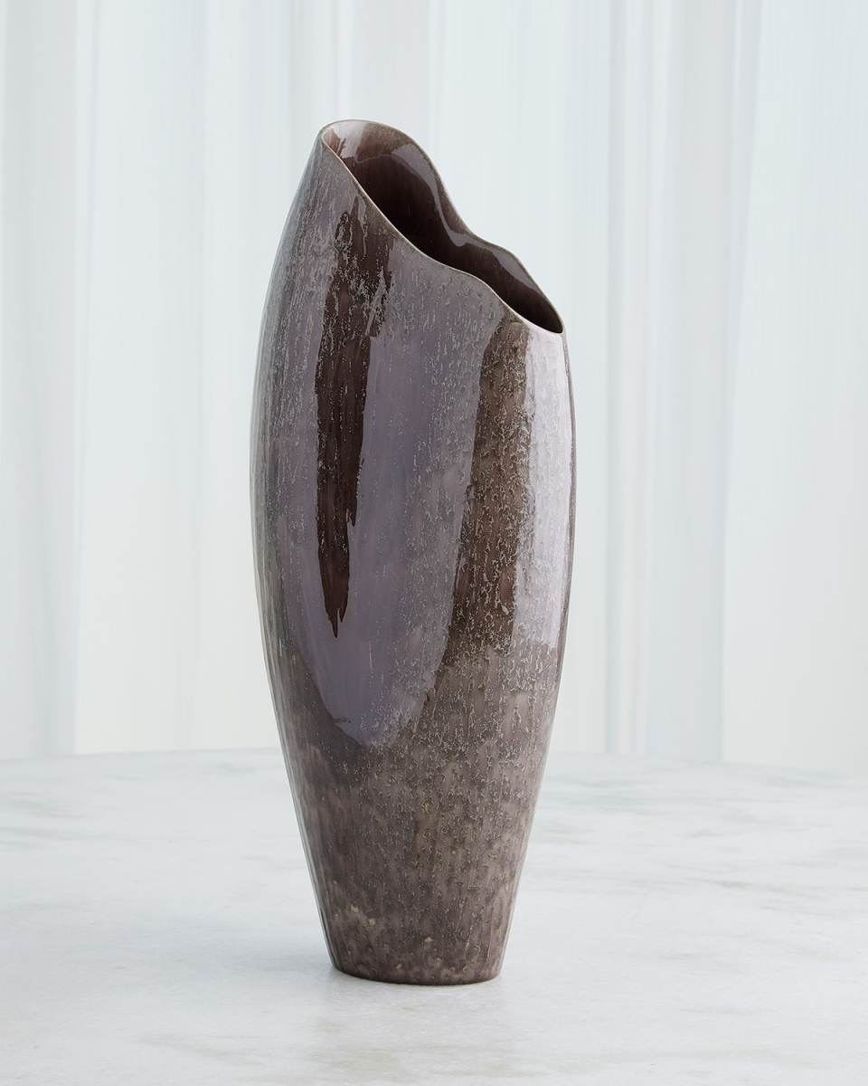 Horn Large Vase, 22"