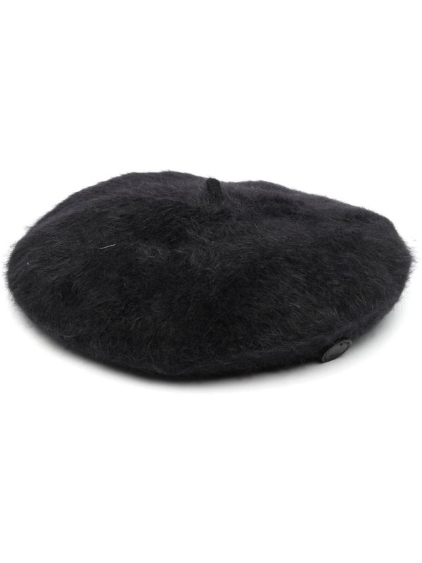 flat-peak beret hat