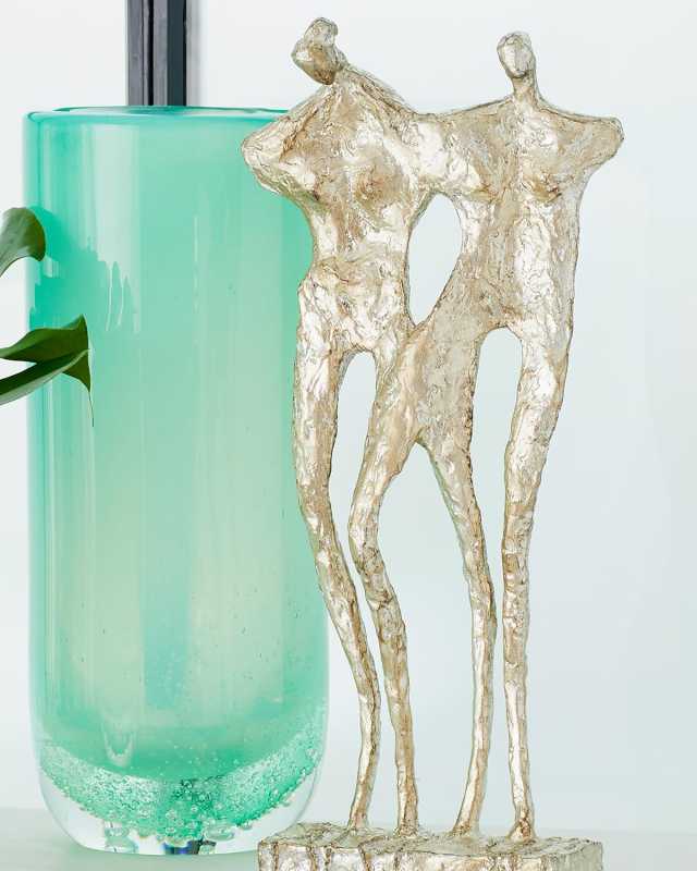 Couple Sculpture