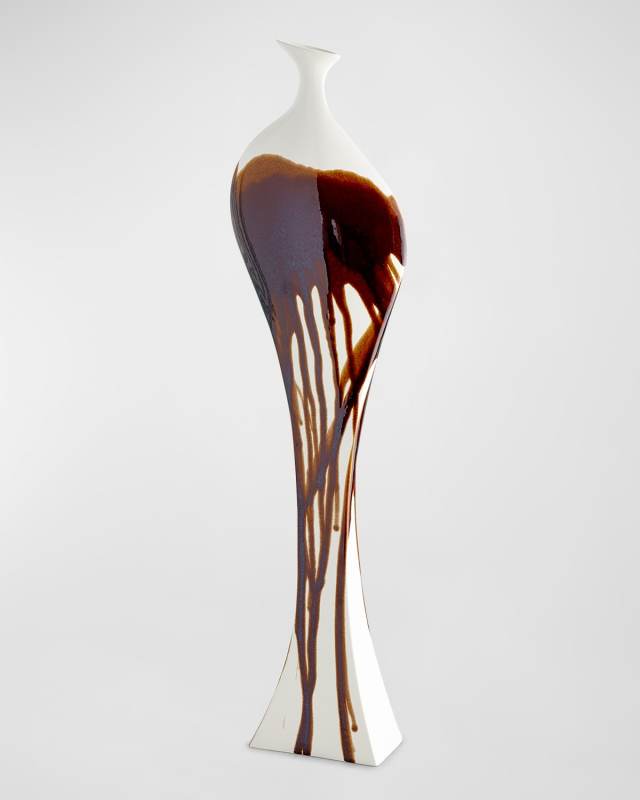 Garnet Splash Large Curvy Bottle