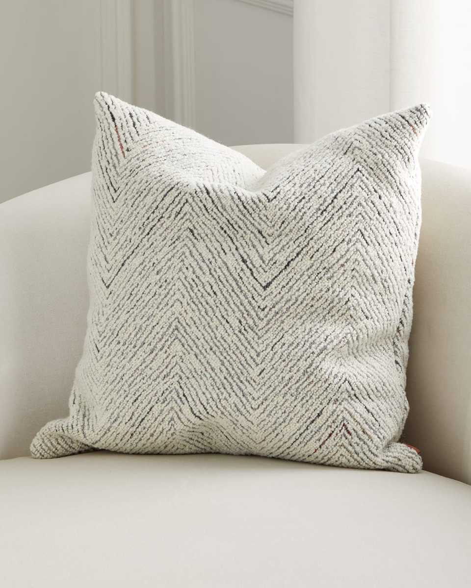 Gres Cushion