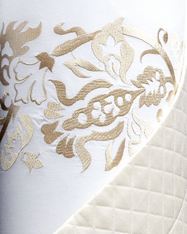 Saxon Full/Queen Embroidered Duvet Cover