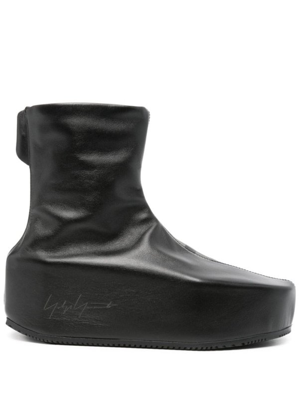 Kyasu boots