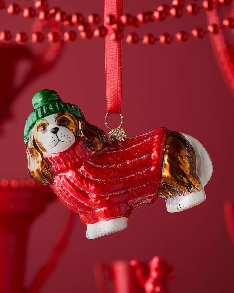 Cavalier King Blenheim W/ Sweater & Hat Christmas Ornament