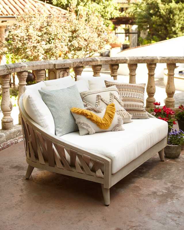 Boca Outdoor Sun Bed