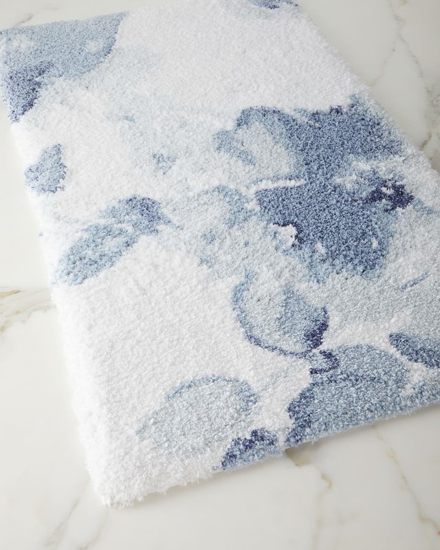 Bella Bath Rug, 24" x 39"