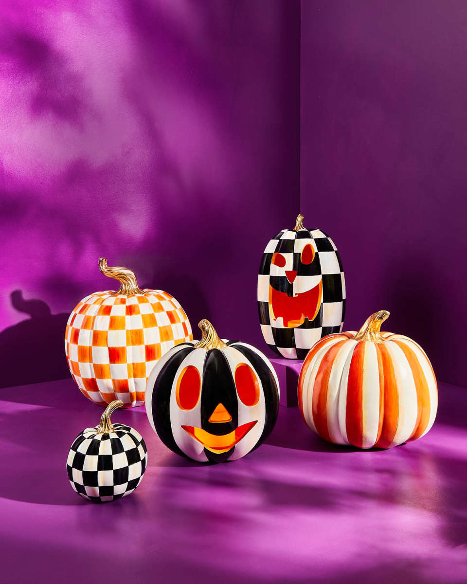 Courtly Stripe Illuminated Jack O'Lantern