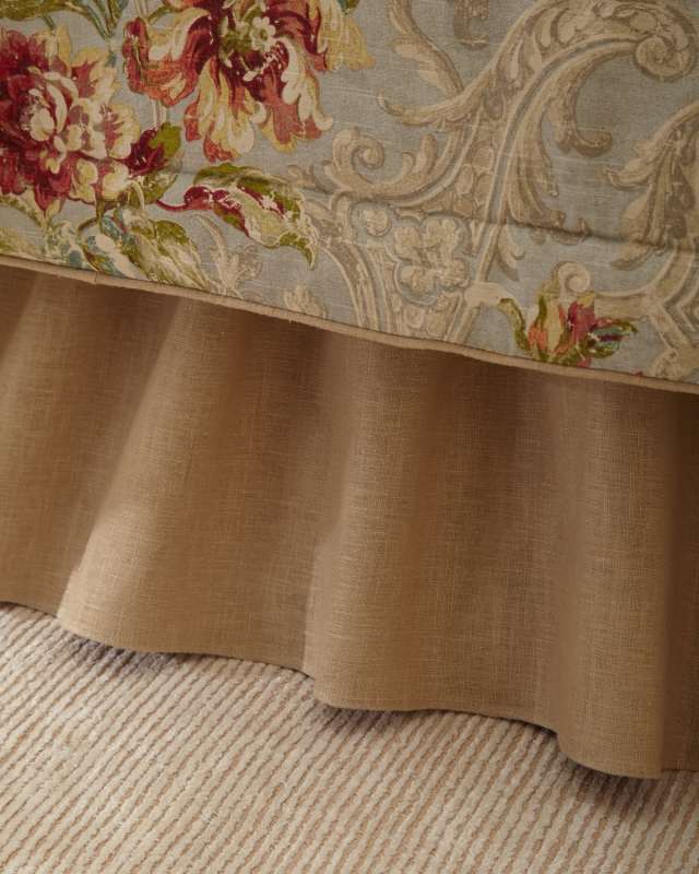 Fresco Dust Skirt, QUEEN