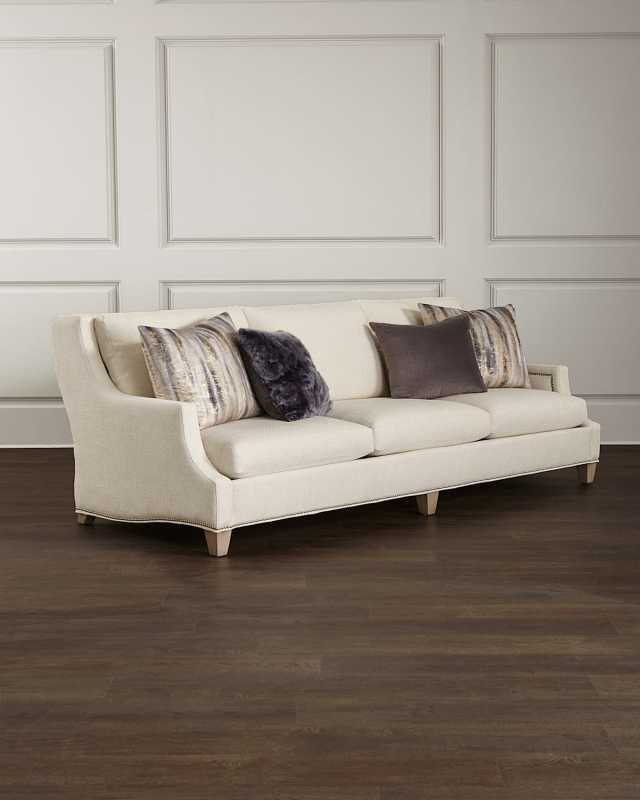Oaklee Sofa 90"