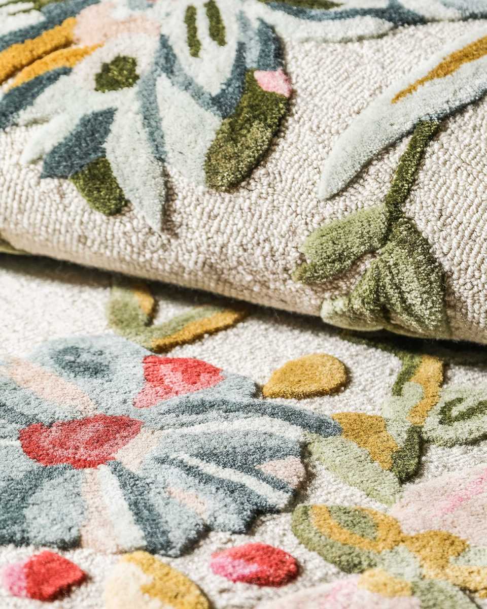 Flower Garden Rug, 5' x 8'