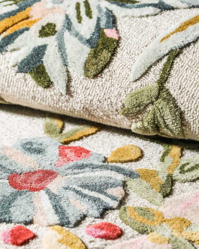 Flower Garden Rug, 5' x 8'