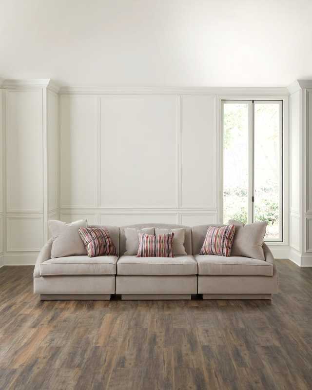 Skylar Sectional Sofa, 122.5"