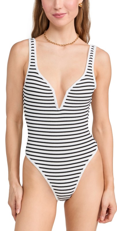 LSPACE Coco One Piece Classic Sailing Along Stripes