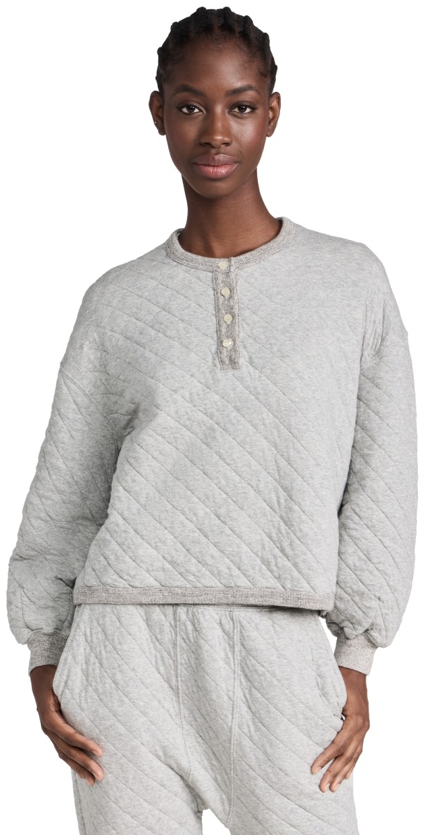 THE GREAT. The Quilted Henley Sleep Sweatshirt Heather Grey