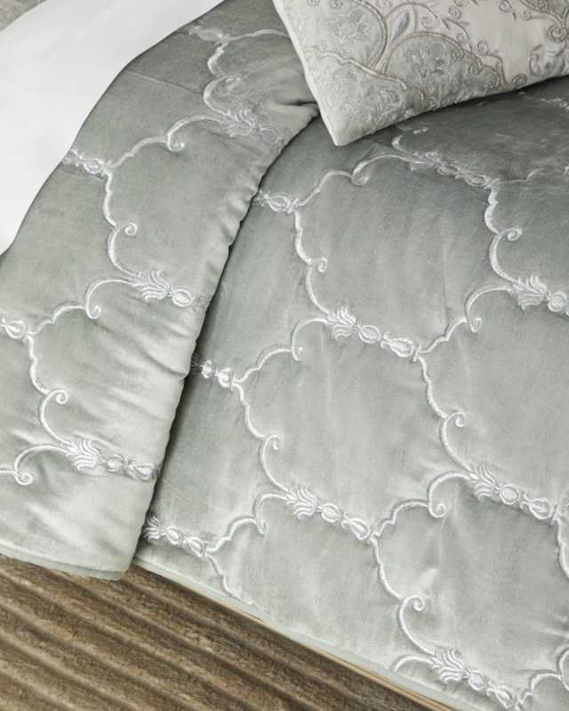Montfort Metal Quilt,
