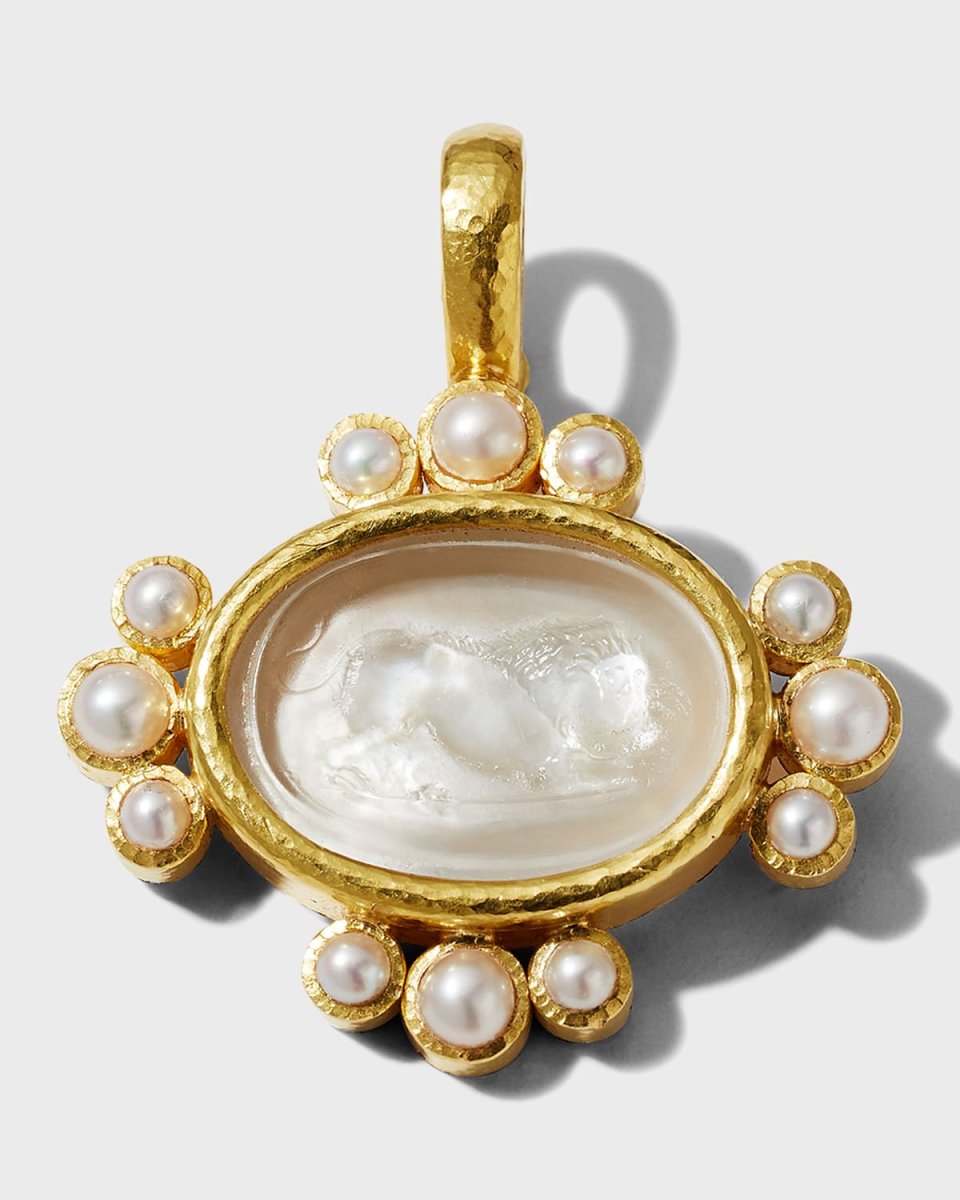 Yellow Gold Leo Pendant with Freshwater Pearls