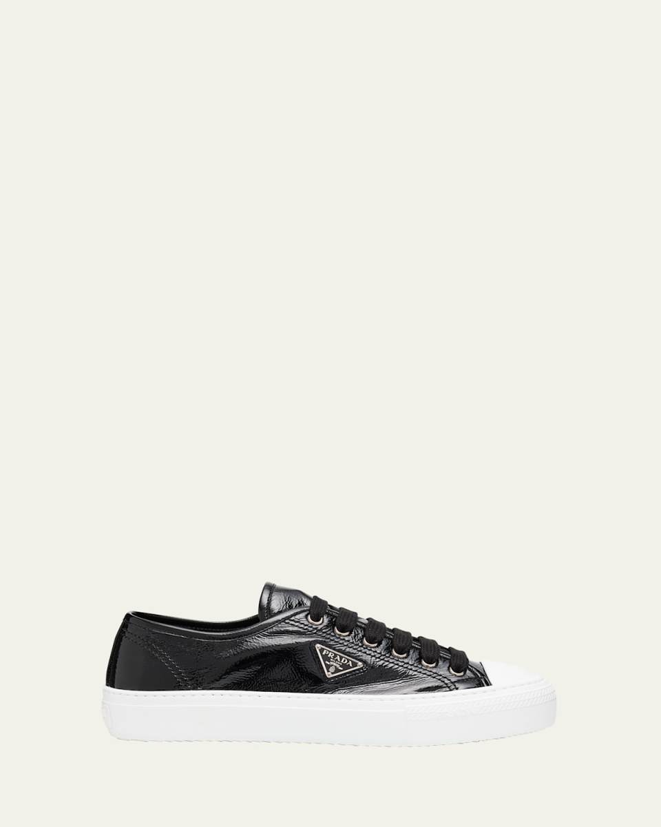 Smash Naplak Leather Triangle Logo Low-Top Sneakers