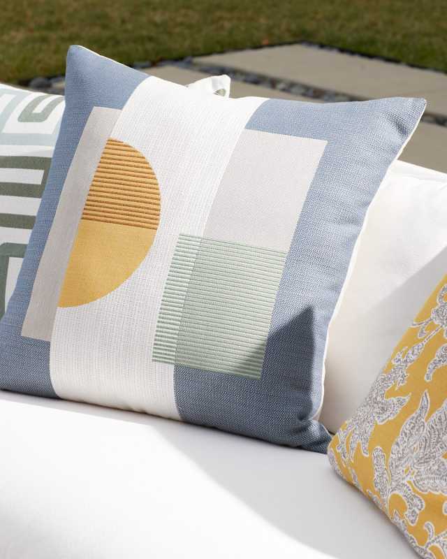 Catalyst Pillow