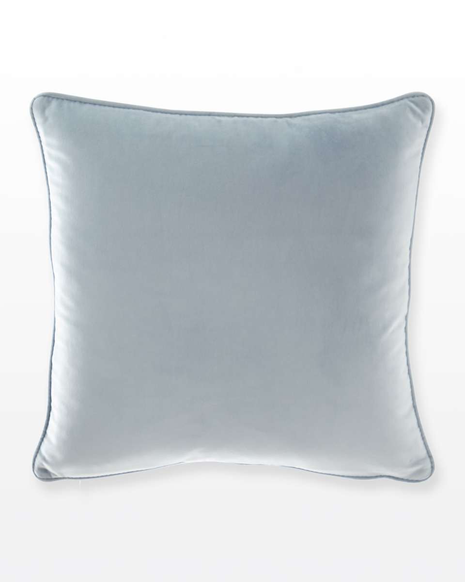 Manon 20" Velvet Pillow