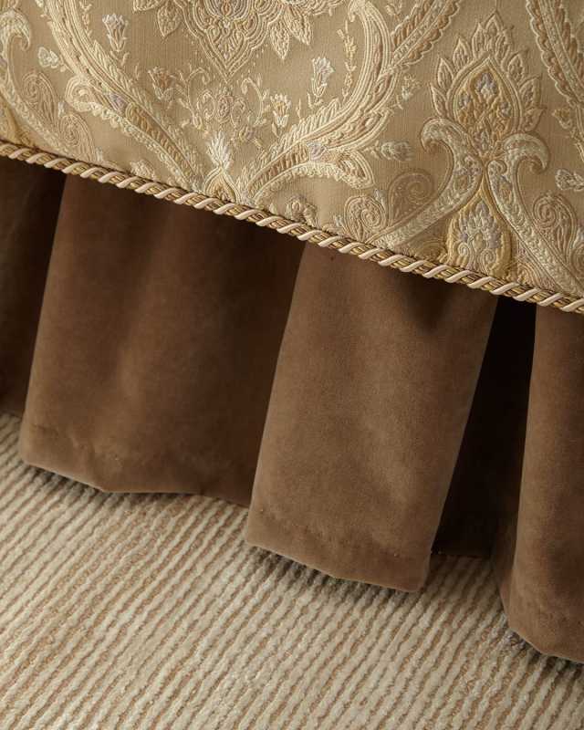 Renaissance Dust Skirt, Califor