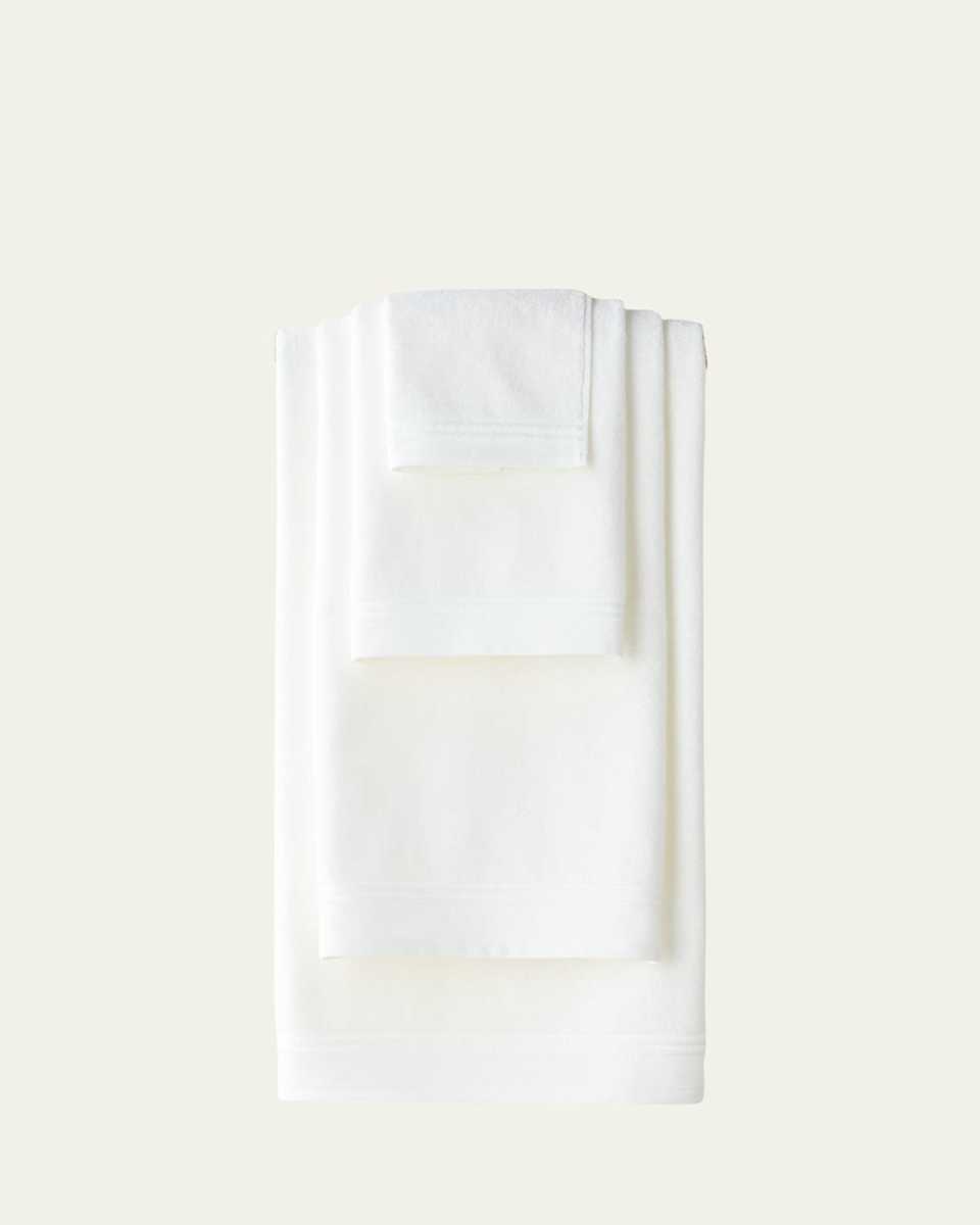 Aura Bath Towel