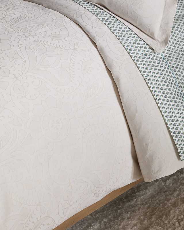 Amina Duvet Set,