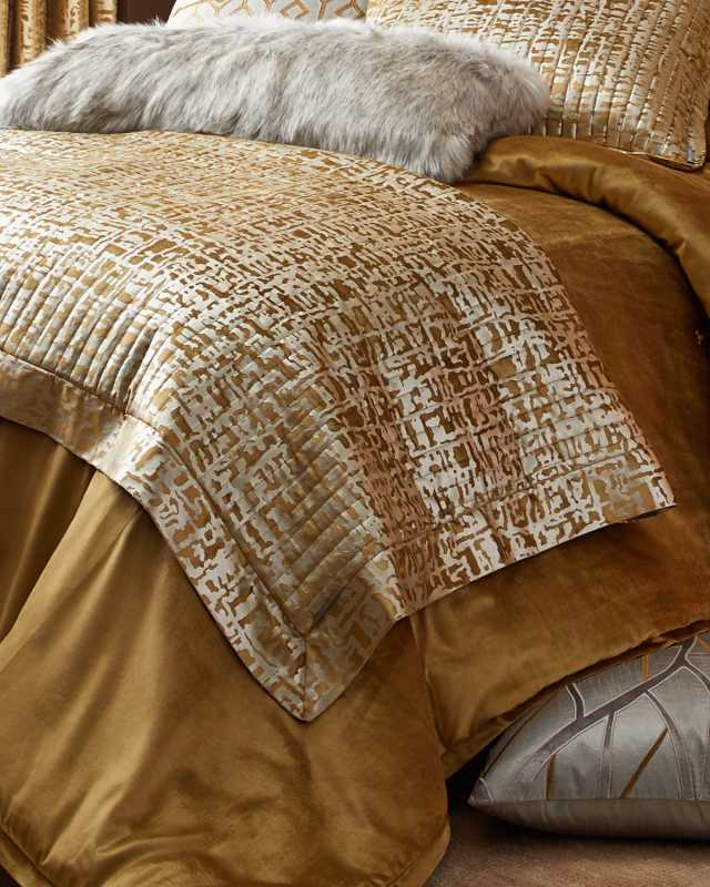 Jolie Quilted Throw