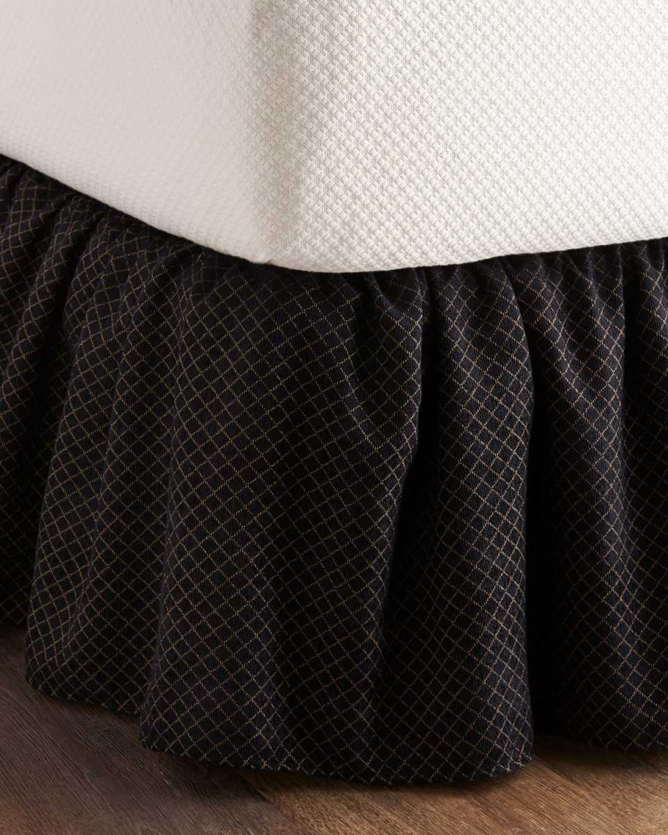 Gustone Dust Skirt,