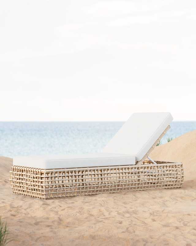 Kiawah Lounge Chair & Polar Cushion