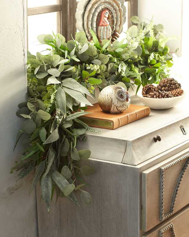 Eucalyptus Leaf Garland