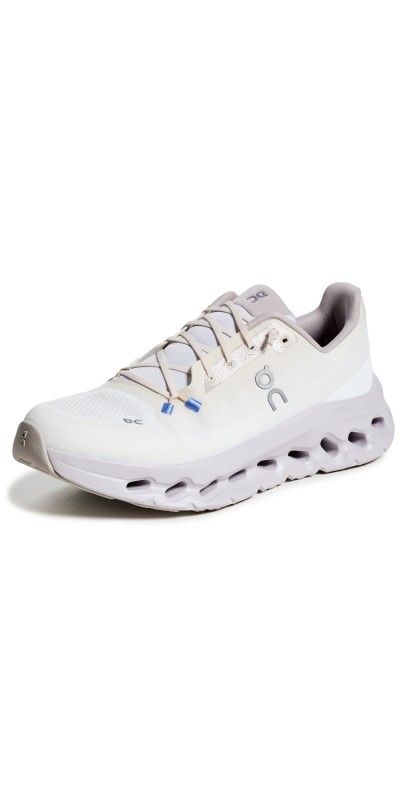 On Cloudtilt Sneakers Sand/Lavender