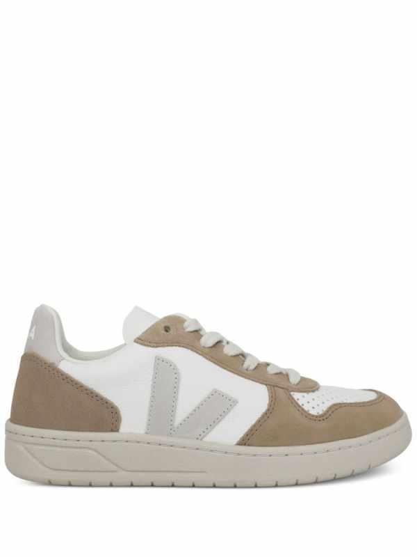 V10 Chromefree low-top sneakers