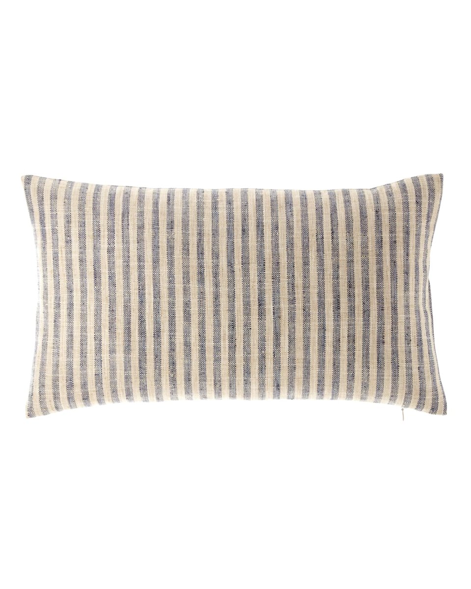 Swift Pillow, 14" x 24"