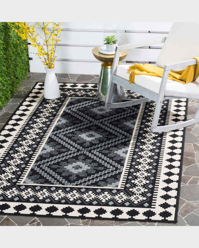Adagio Indoor/Outdoor Rug, 9' x 12'