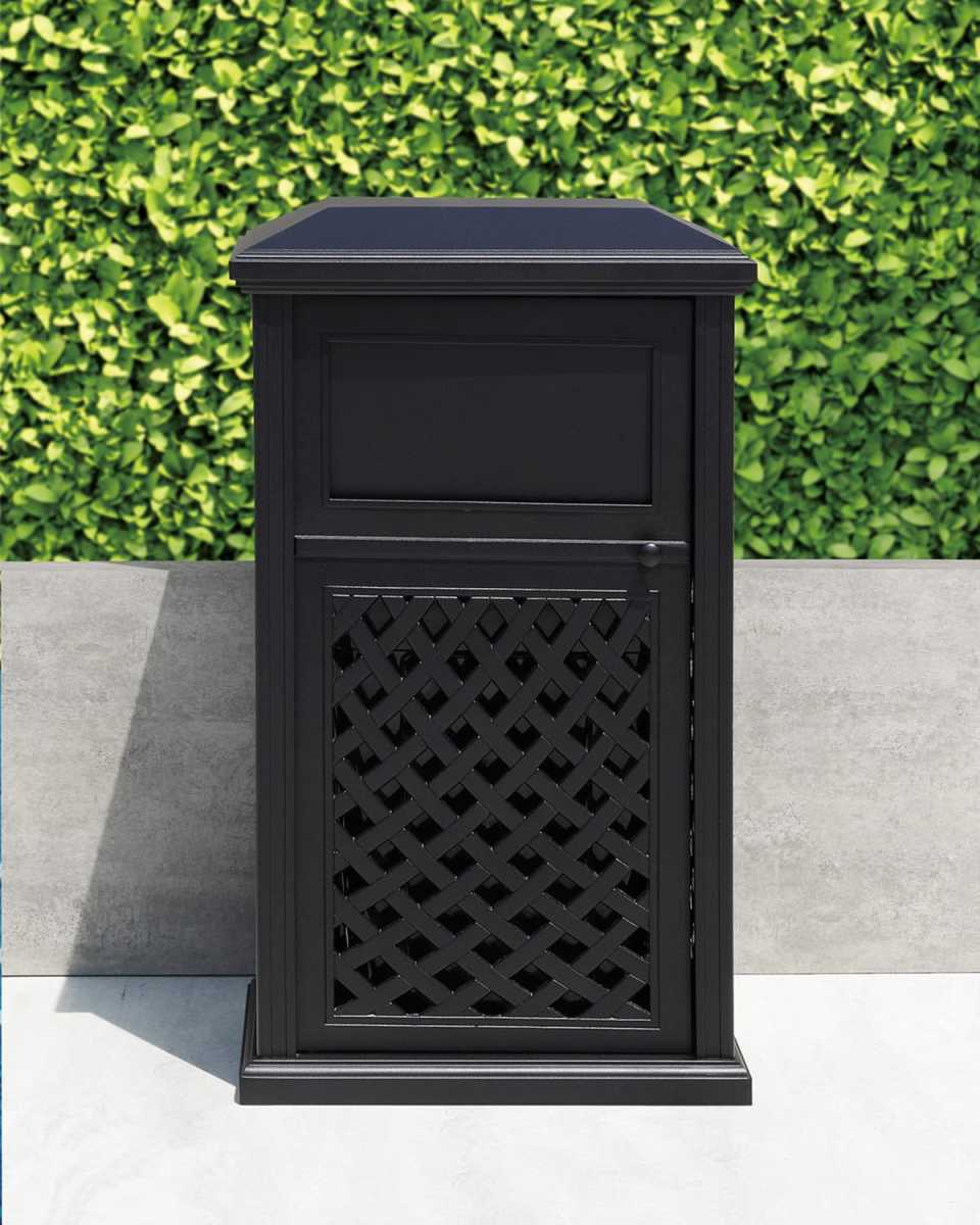 Newport Indoor/Outdoor Trash Receptacle With Liner